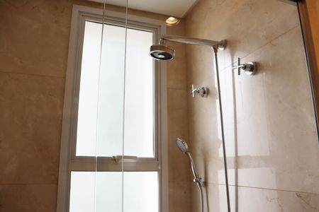 Apartamento à venda com 405m², 4 quartos e 5 vagasBanheiro do Quarto 1