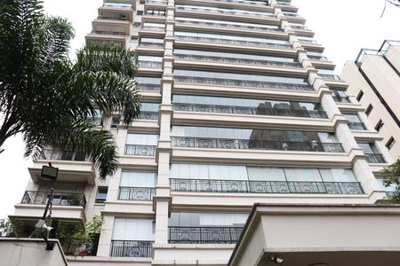 Apartamento à venda com 405m², 4 quartos e 5 vagasFachada
