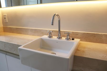 Apartamento à venda com 405m², 4 quartos e 5 vagasBanheiro da Suíte master