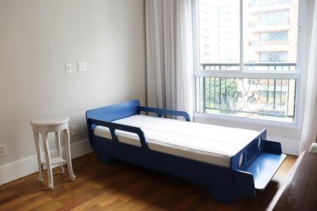 Apartamento à venda com 405m², 4 quartos e 5 vagasQuarto 2