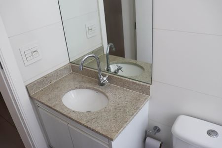 Apartamento à venda com 405m², 4 quartos e 5 vagasBanheiro de Serviço
