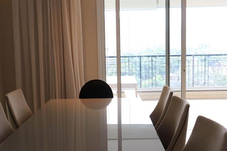 Apartamento à venda com 405m², 4 quartos e 5 vagasSala