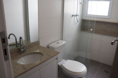 Apartamento à venda com 405m², 4 quartos e 5 vagasBanheiro de Serviço