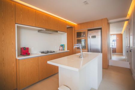 Apartamento à venda com 117m², 3 quartos e 3 vagasCozinha