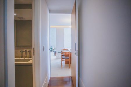 Apartamento à venda com 117m², 3 quartos e 3 vagasCorredor - Quartos