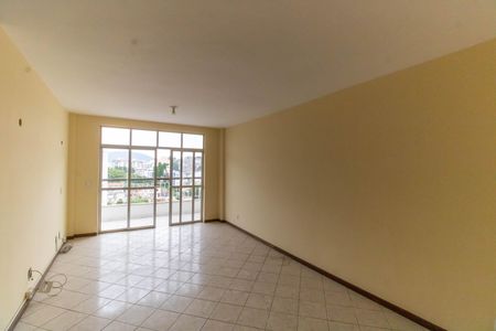 Apartamento para alugar com 260m², 3 quartos e 2 vagasSala