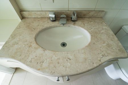 Apartamento à venda com 280m², 4 quartos e 2 vagasBanheiro da Suíte 3