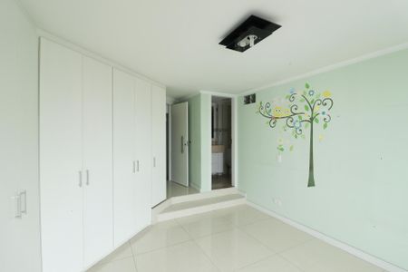 Apartamento à venda com 280m², 4 quartos e 2 vagasSuíte 2