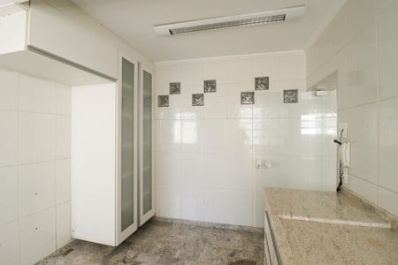 Apartamento à venda com 280m², 4 quartos e 2 vagasCozinha