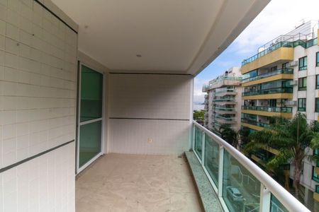 Apartamento à venda com 84m², 2 quartos e 2 vagasVaranda da Sala
