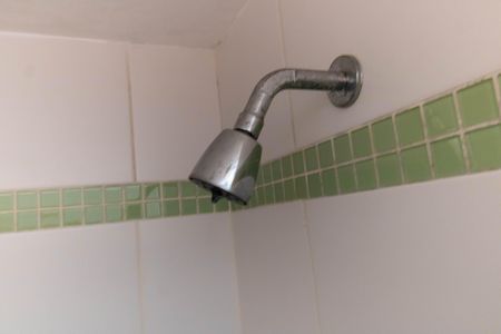 Apartamento à venda com 84m², 2 quartos e 2 vagasChuveiro