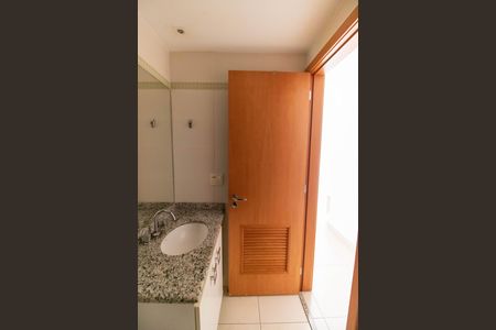 Apartamento à venda com 84m², 2 quartos e 2 vagasBanheiro Social