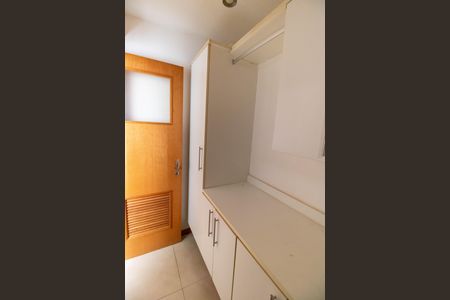 Apartamento à venda com 84m², 2 quartos e 2 vagasQuarto de Serviço