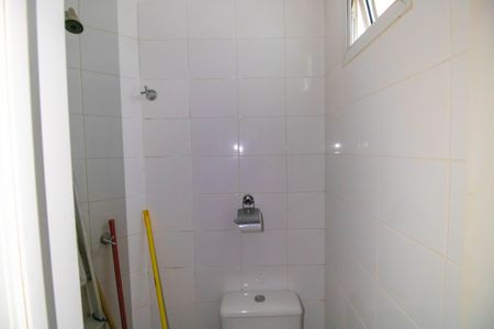 Apartamento à venda com 84m², 2 quartos e 2 vagasBanheiro de serviço