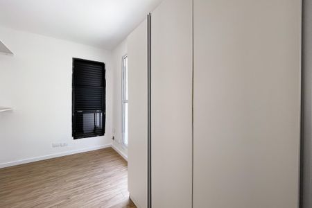 Casa à venda com 297m², 6 quartos e 6 vagas Casa à venda com 297m², 6 quartos e 6 vagasQuarto 2