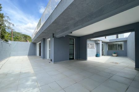 Casa à venda com 297m², 6 quartos e 6 vagas Casa à venda com 297m², 6 quartos e 6 vagasGaragem