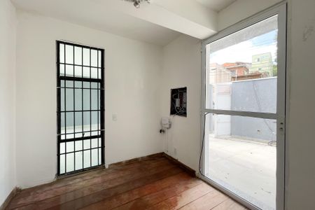 Casa à venda com 297m², 6 quartos e 6 vagas Casa à venda com 297m², 6 quartos e 6 vagasHall de entrada