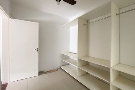 Casa à venda com 297m², 6 quartos e 6 vagas Casa à venda com 297m², 6 quartos e 6 vagasCloset - Suíte 1