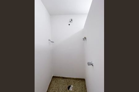 Casa à venda com 297m², 6 quartos e 6 vagas Casa à venda com 297m², 6 quartos e 6 vagasBanheiro - Suíte 2