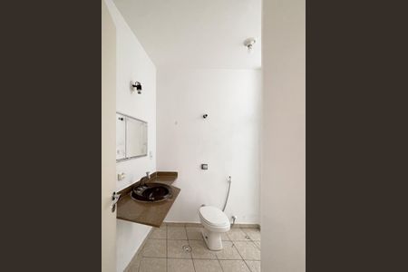 Casa à venda com 297m², 6 quartos e 6 vagas Casa à venda com 297m², 6 quartos e 6 vagasBanheiro - Suíte 1