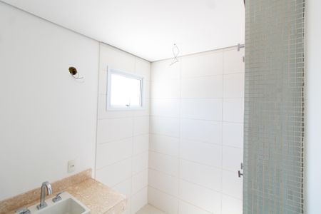 Apartamento à venda com 134m², 3 quartos e 2 vagasBanheiro da Suíte