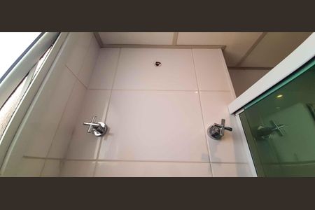 Apartamento à venda com 53m², 2 quartos e 1 vagaBanheiro Social