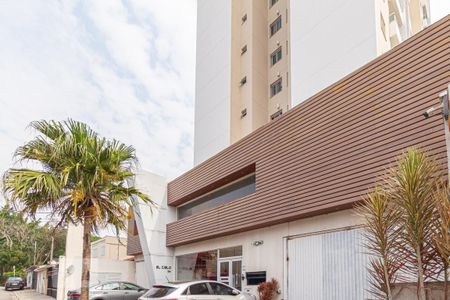 Apartamento à venda com 53m², 2 quartos e 1 vagaFachada e portaria