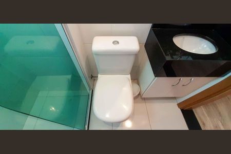 Apartamento à venda com 53m², 2 quartos e 1 vagaBanheiro Social