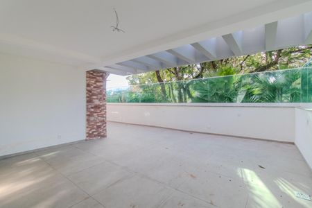 Apartamento à venda com 237m², 3 quartos e 4 vagasQuintal