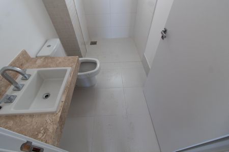 Apartamento para alugar com 134m², 3 quartos e 2 vagasBanheiro Social