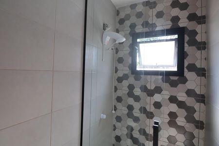 Casa de condomínio à venda com 48m², 2 quartos e 1 vagaBanheiro