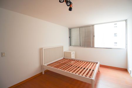 Apartamento à venda com 135m², 3 quartos e 1 vagaQuarto 2