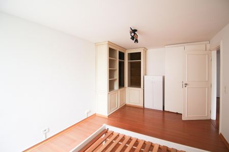 Apartamento à venda com 135m², 3 quartos e 1 vagaQuarto 2