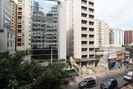 Apartamento à venda com 135m², 3 quartos e 1 vagaVista