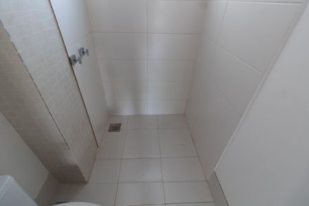Apartamento à venda com 134m², 3 quartos e 2 vagas Apartamento à venda com 134m², 3 quartos e 2 vagasBANHEIRO SOCIAL