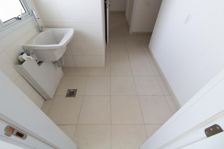 Apartamento à venda com 134m², 3 quartos e 2 vagas Apartamento à venda com 134m², 3 quartos e 2 vagasÁREA DE SERVIÇO