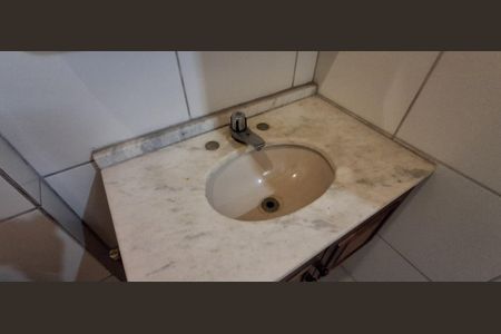 Casa à venda com 240m², 3 quartos e sem vagaBanheiro Social 2