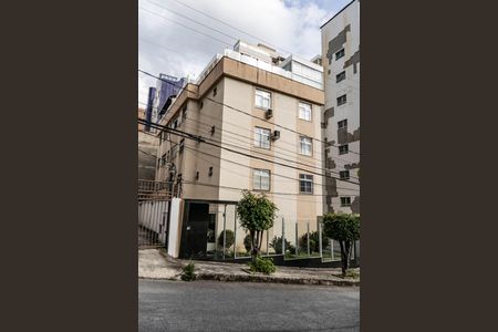 Apartamento à venda com 98m², 3 quartos e 2 vagasFachada