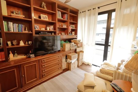 Apartamento à venda com 125m², 4 quartos e 2 vagasQuarto 4