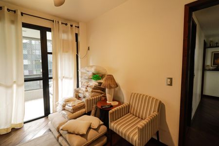 Apartamento à venda com 125m², 4 quartos e 2 vagasQuarto 4