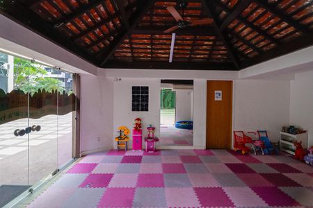 Apartamento à venda com 125m², 4 quartos e 2 vagasÁrea comum