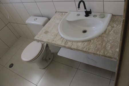 Casa à venda com 125m², 5 quartos e 2 vagasBanheiro 2 Casa 1