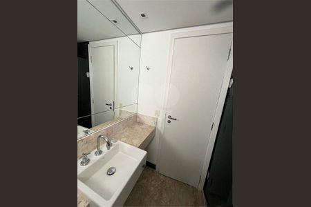 Apartamento para alugar com 84m², 3 quartos e 1 vaga