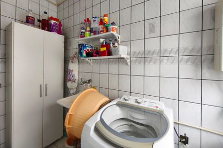 Apartamento à venda com 57m², 2 quartos e 1 vaga Apartamento à venda com 57m², 2 quartos e 1 vagaÁrea de Serviço