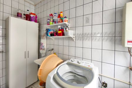 Apartamento à venda com 57m², 2 quartos e 1 vaga Apartamento à venda com 57m², 2 quartos e 1 vagaÁrea de Serviço