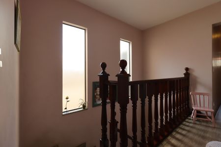 Casa à venda com 205m², 3 quartos e 4 vagasCorredor piso superior