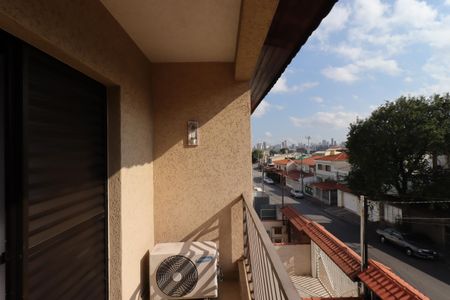 Casa à venda com 205m², 3 quartos e 4 vagasVaranda da Suíte