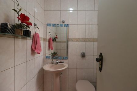 Casa à venda com 205m², 3 quartos e 4 vagasLavabo