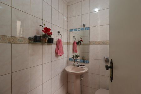 Casa à venda com 205m², 3 quartos e 4 vagasLavabo