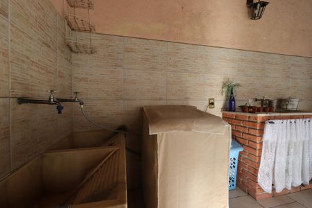 Casa à venda com 205m², 3 quartos e 4 vagasÁrea de Serviço